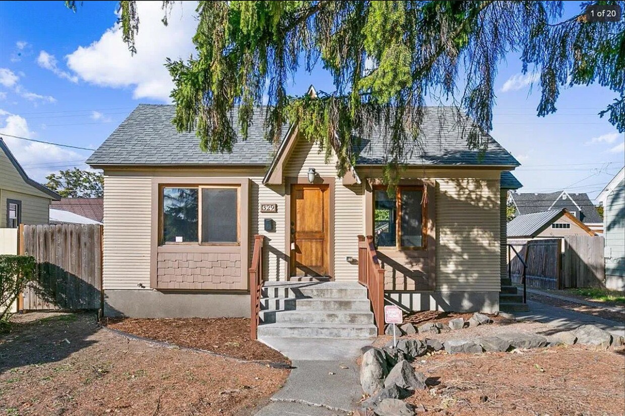 Foto principal - Beautiful 3 bed 2bath Home for Rent!