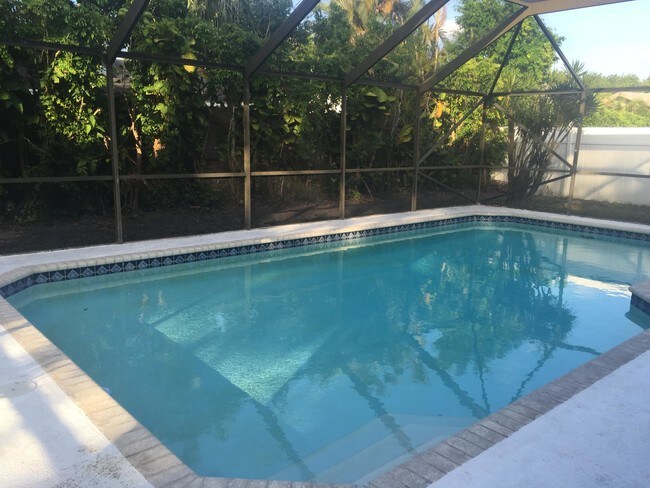 Foto del edificio - 4135 Bay Laurel Way