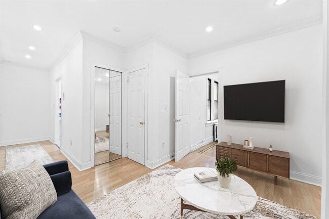 Foto del edificio - 35-39-39 51st St