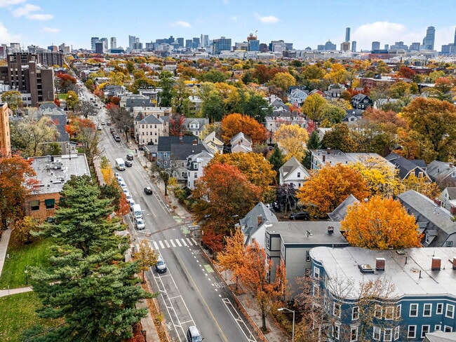 Foto del edificio - 1576 Cambridge St