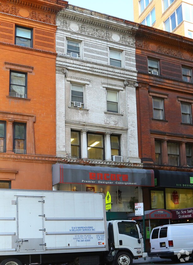 Primary Photo - 1134 Madison Ave