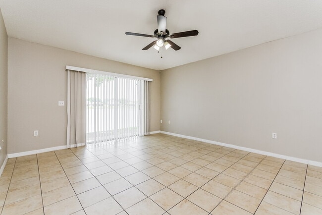 Building Photo - 2938 Elbib Dr