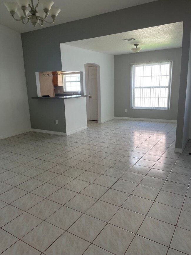 Building Photo - 12788 Majorama Dr