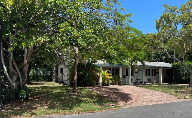 Photo - 1044 NE 11th Ave Apartment