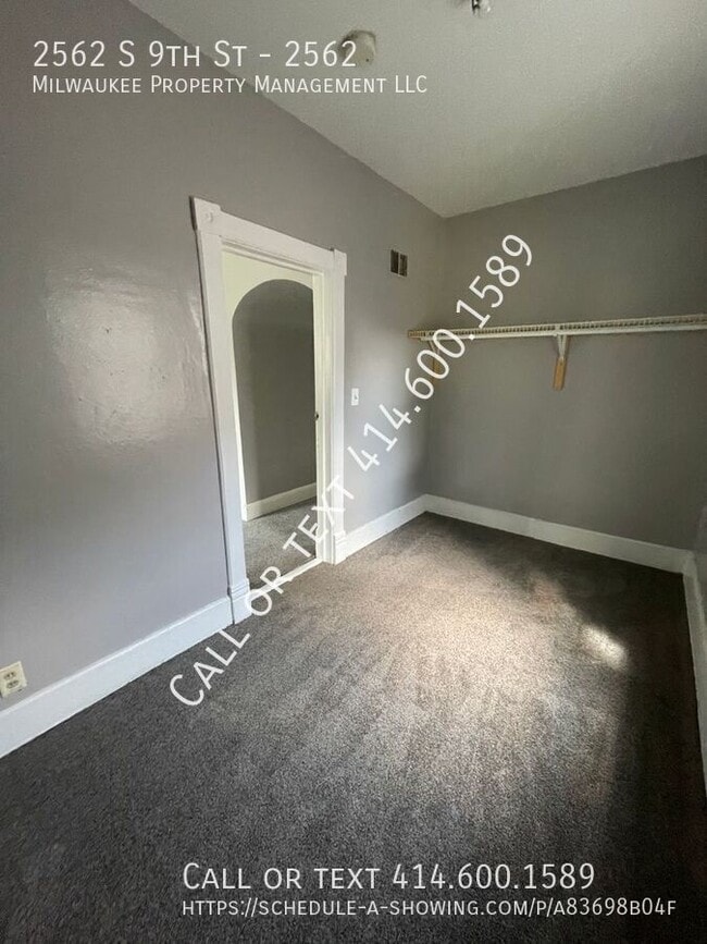 Building Photo - 2562 S 9th St
