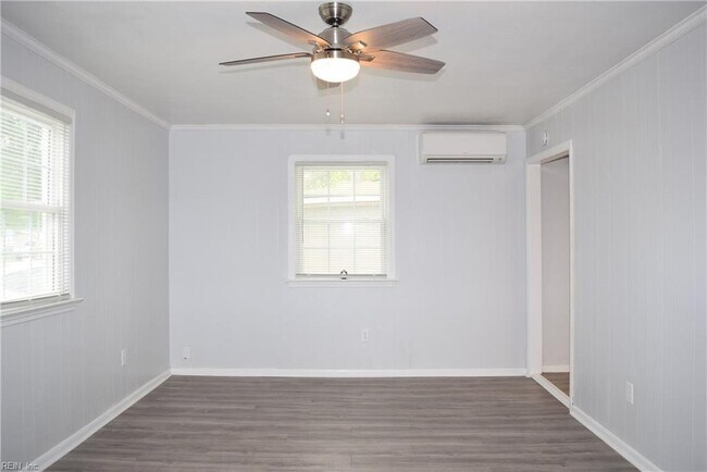 Building Photo - 1312 Sparrow Rd