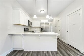 Building Photo - 302 W 435 N