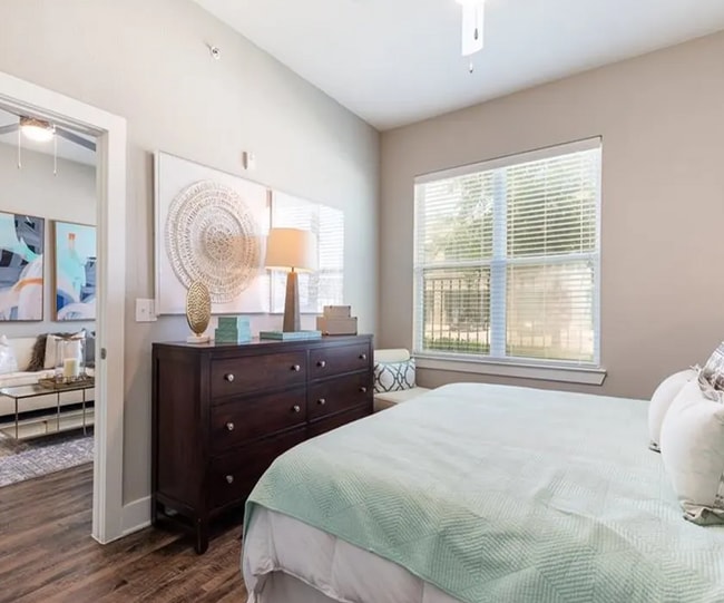 Building Photo - 25202 Northwest Fwy