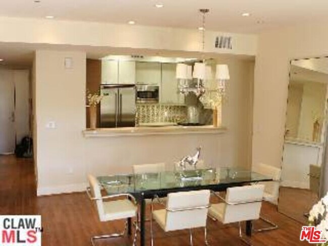 Foto del edificio - 1517 S Bentley Ave