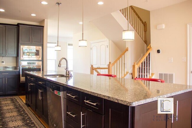 Foto del edificio - 5421 Stream Bank Ln