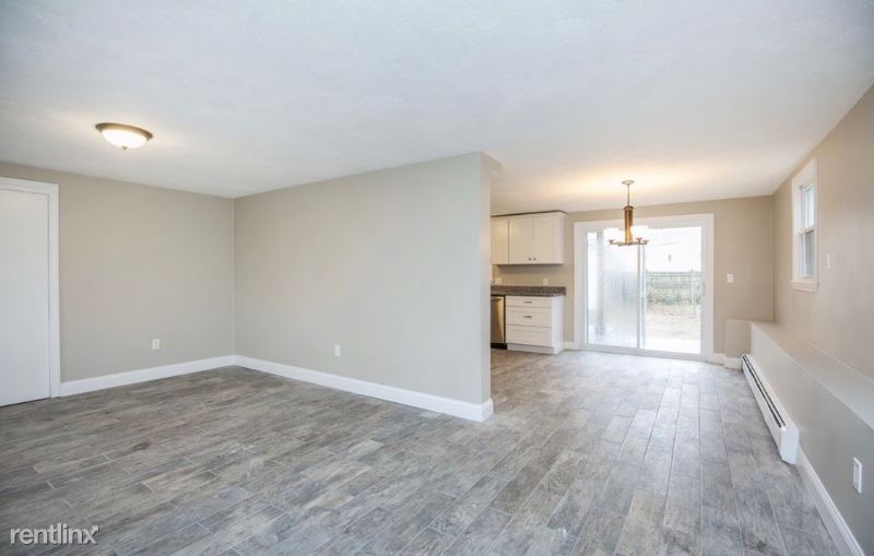 Primary Photo - 2 br, 1 bath Apartment - 23 Carr Rd B Unit B