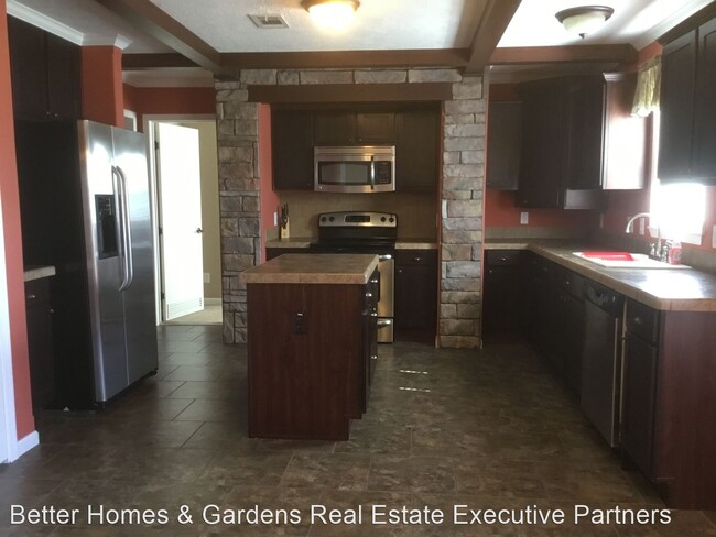 Building Photo - 3 br, 2 bath House - 467 Brad Mary Lake Road