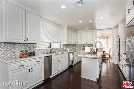 Building Photo - 430 N Maple Dr