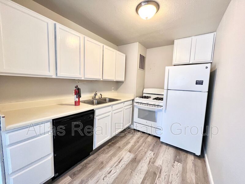 Foto principal - 911 2nd St