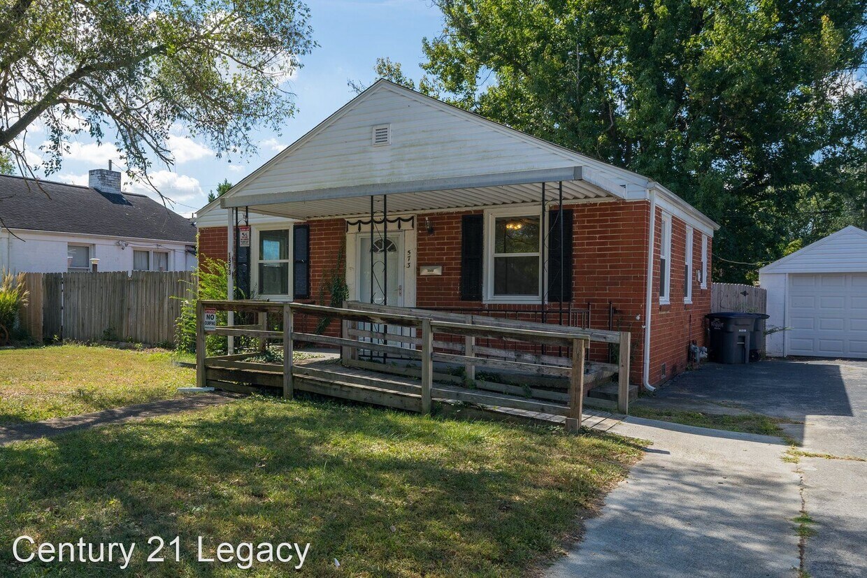 Primary Photo - 2 br, 1 bath House - 1573 Carolina Ave