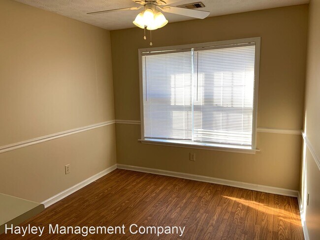 Foto del edificio - 3 br, 2 bath House - 2009 Sara Street