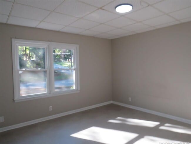 Building Photo - 1608 Fayette Ave