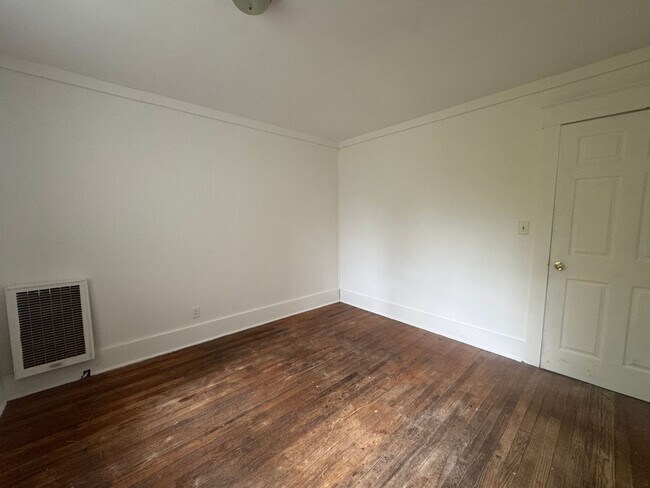 Foto del edificio - 213 Depeyster St