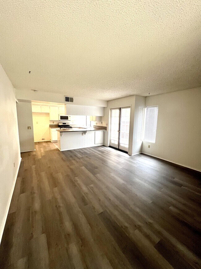 Building Photo - 13238 Creek Park Ln