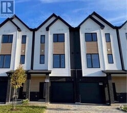 Building Photo - 1595-1595 Capri Cres