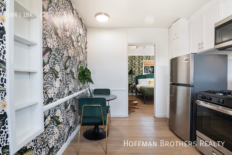 Foto principal - 1518 Laurel Canyon Blvd