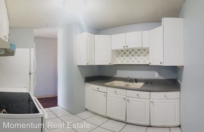 Building Photo - 4 br, 1 bath House - 4305 E. Idlewild Ave