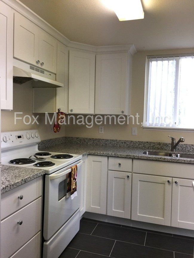 Foto del edificio - 5702 NE Prescott St