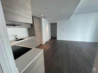 Building Photo - 1300 S Miami Ave