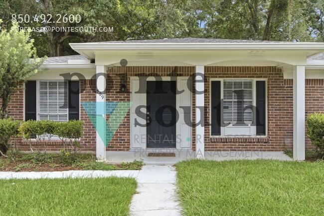 Building Photo - 509 Gayfer Ave