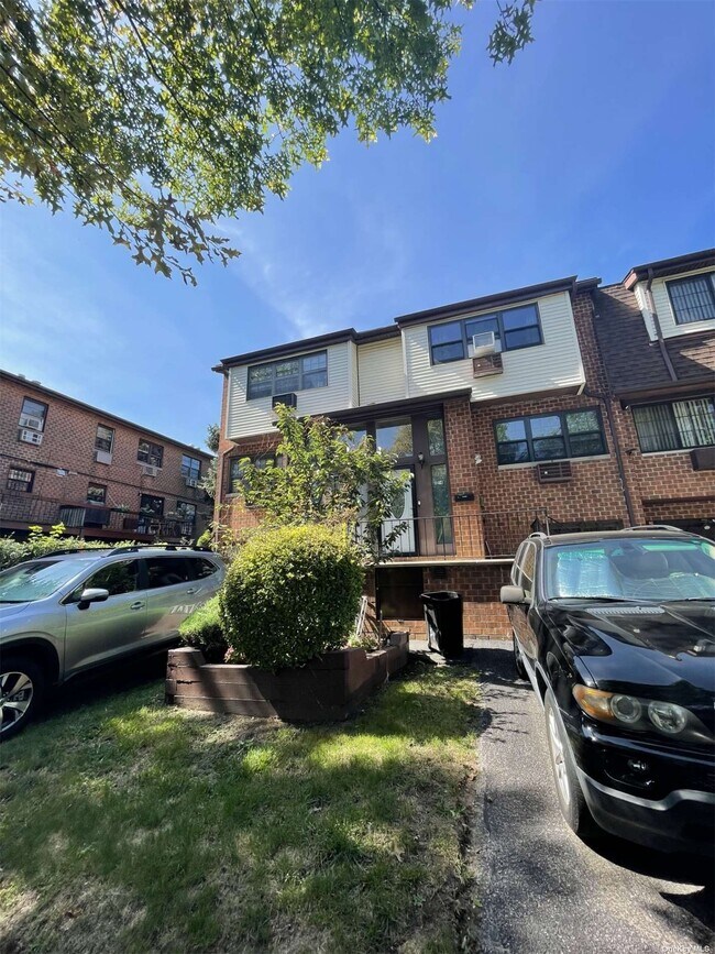 Foto del edificio - 3-14-14 121st St