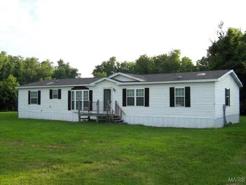 Primary Photo - 23 Enterprise Rd