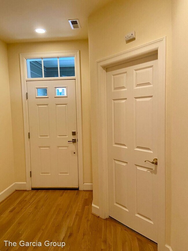 Building Photo - 3 br, 3.5 bath House - 312 2nd Street