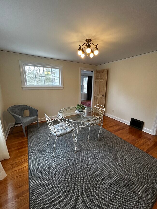 comedor - 6 Albany St