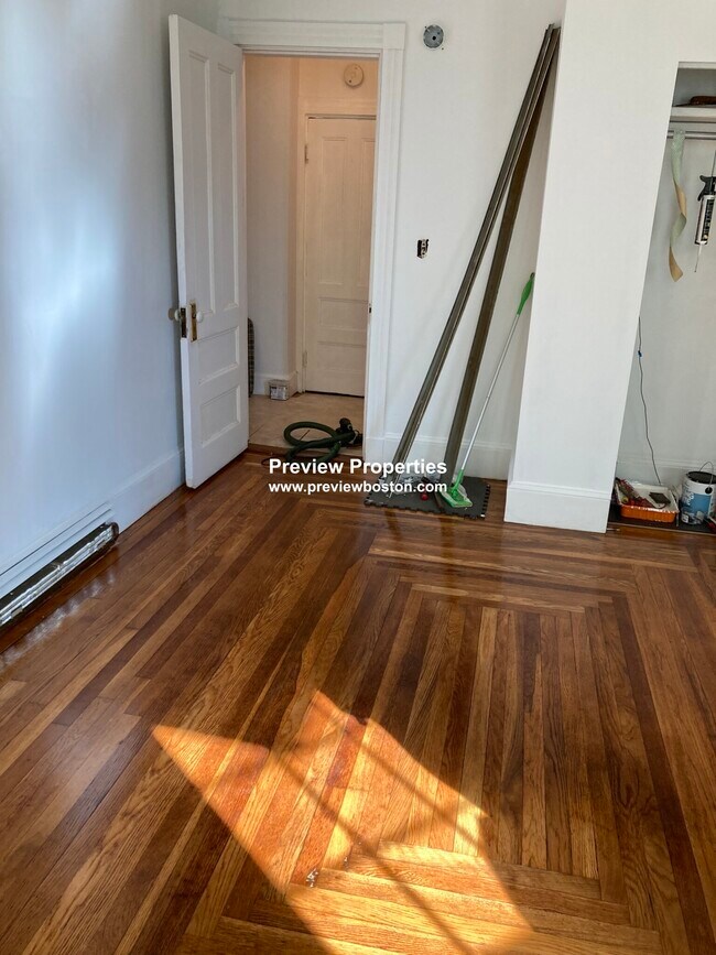 Building Photo - 47 N Beacon St