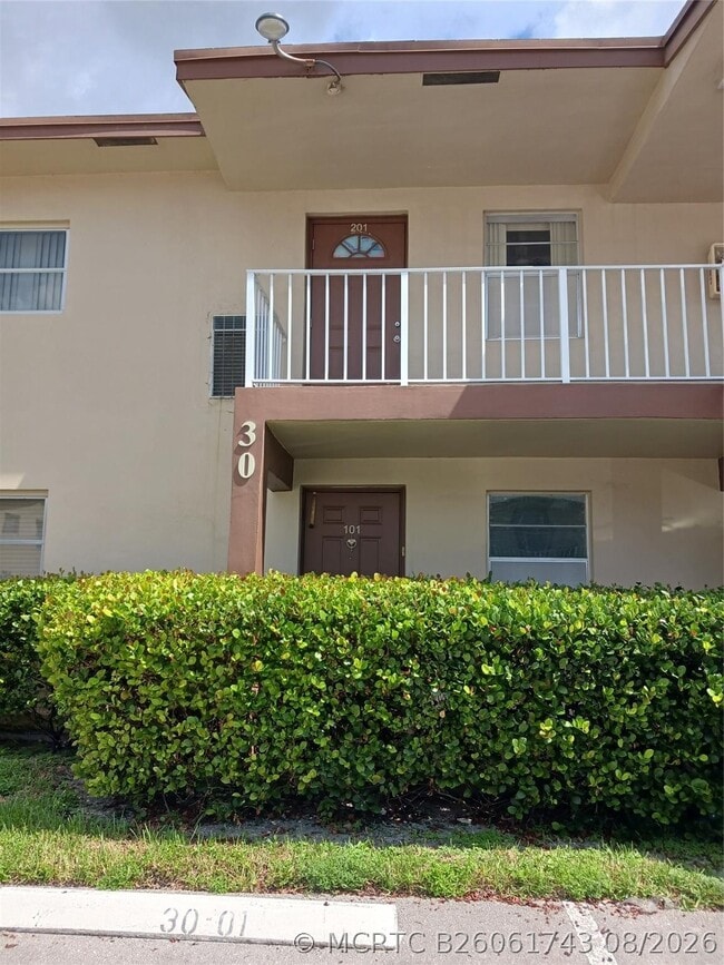 Building Photo - 7505 NW 5th Ct