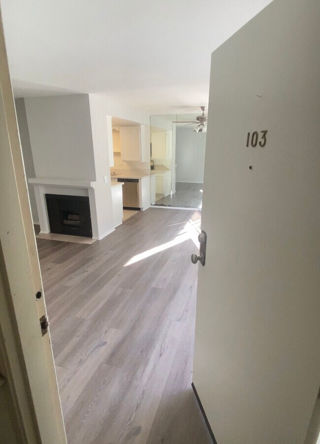 Foto del edificio - 945 N Alfred St