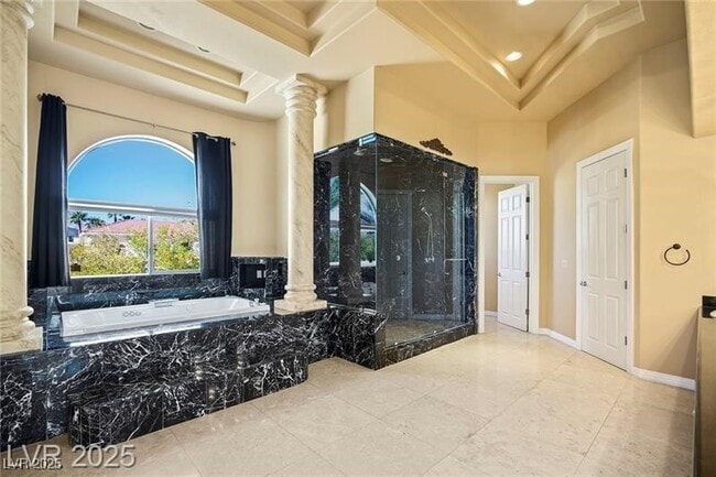 Foto del edificio - 1008 Trophy Hills Dr