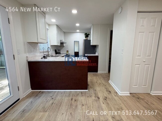 Building Photo - 4564 New Market Ct