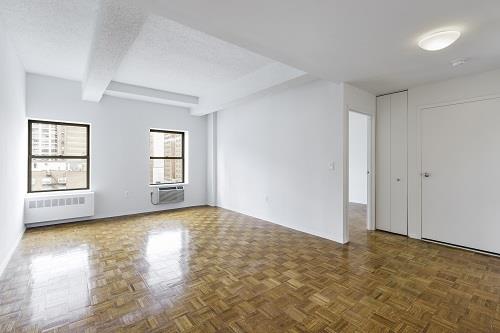 Primary Photo - 362 W 34th St