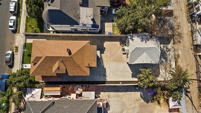Foto del edificio - 1705 S Burlington Ave