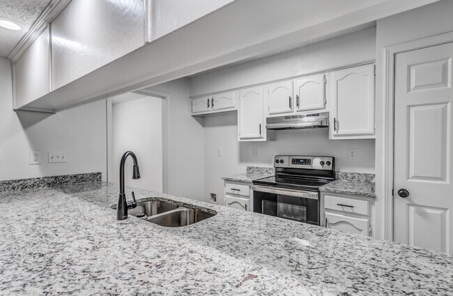 Foto del edificio - 1242 Grange Way Dr