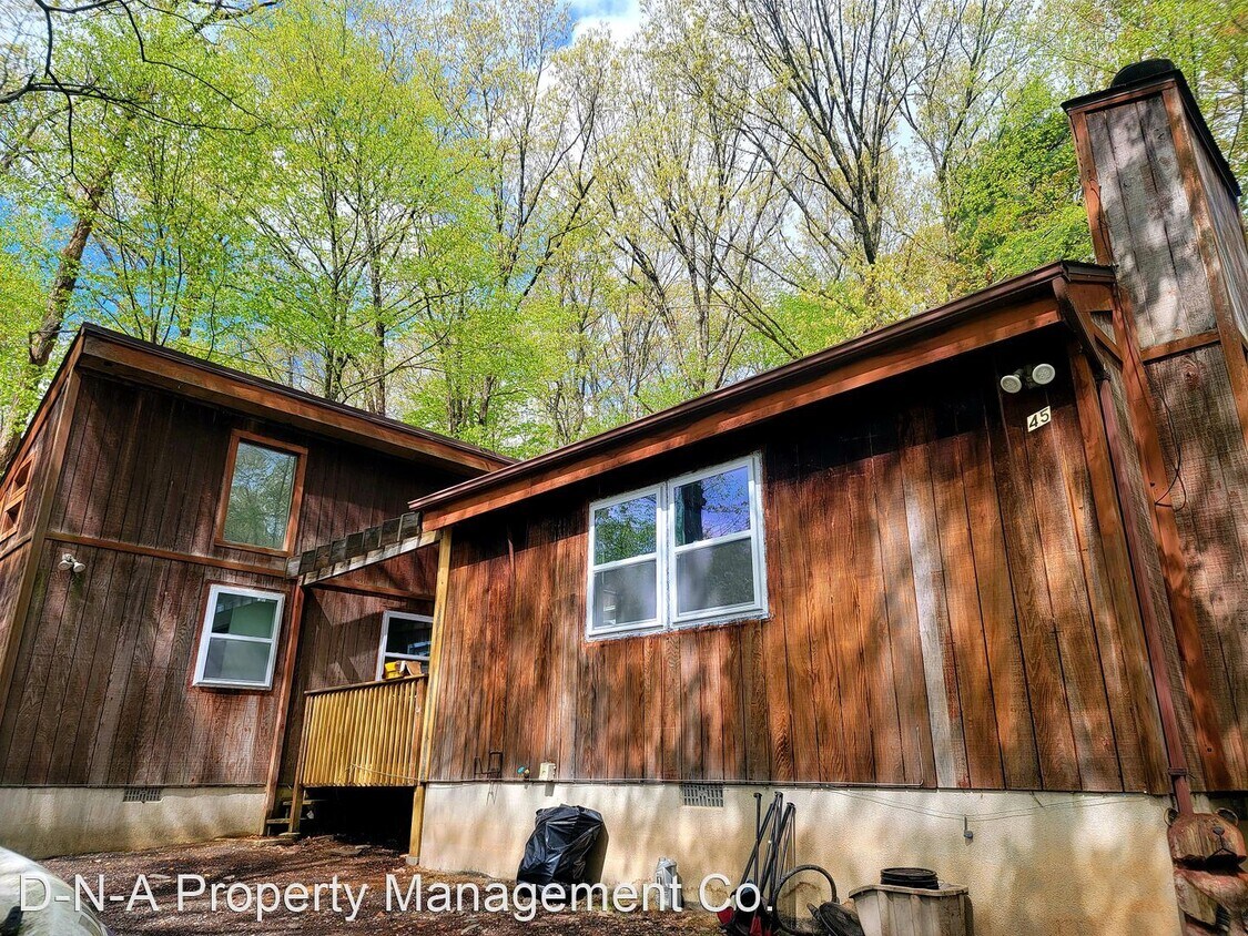 Primary Photo - 3 br, 2 bath House - 435 Somerset Drive
