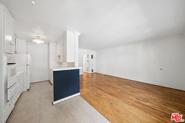 Foto del edificio - 1520 Hayworth Ave