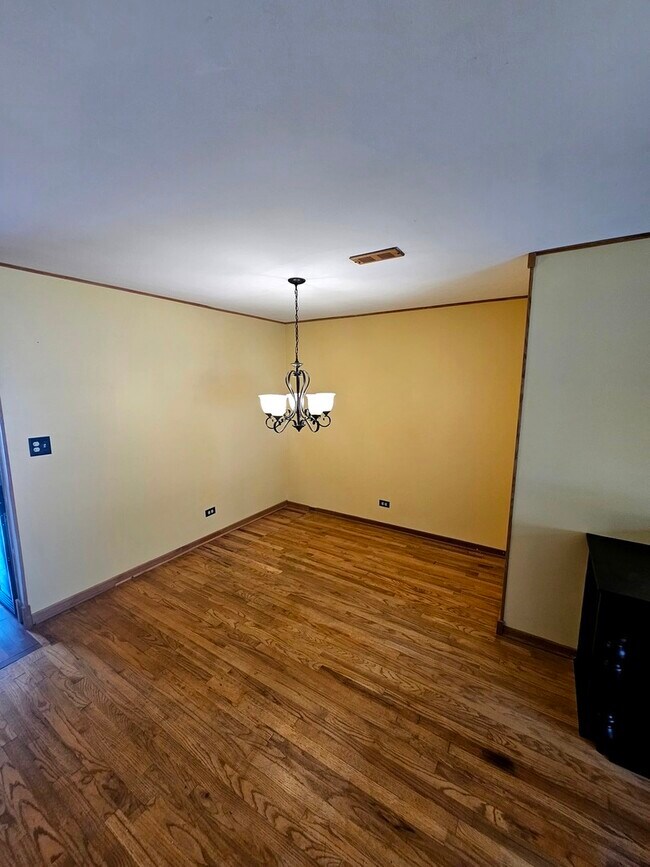 Foto del edificio - 9345 Hamilton Ct