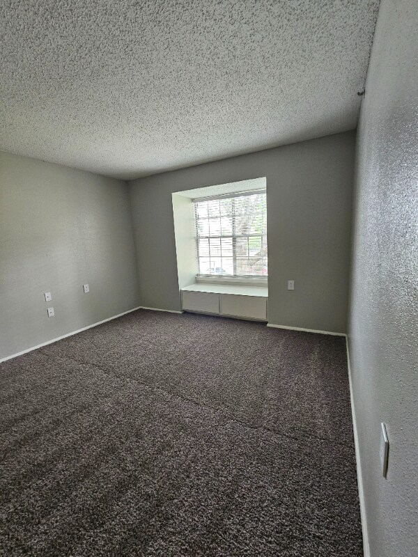 Building Photo - 3501 Renzel Blvd