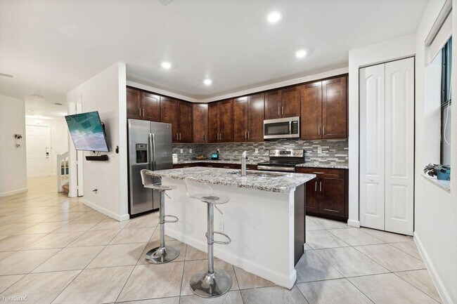 Foto del edificio - 3 br, 2.5 bath House - 12756 Anthorne Ln