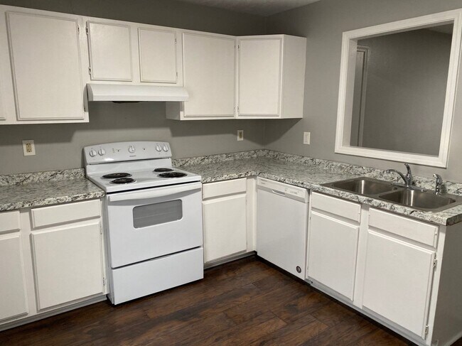 Building Photo - 22 Brianfield Cv