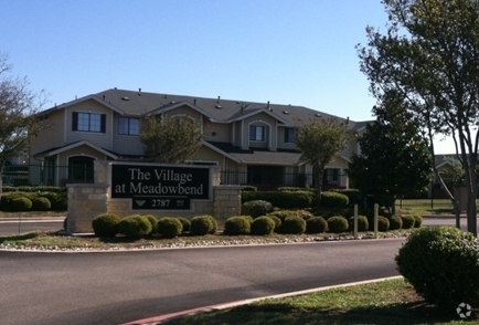 Building Photo - Village at Meadowbend