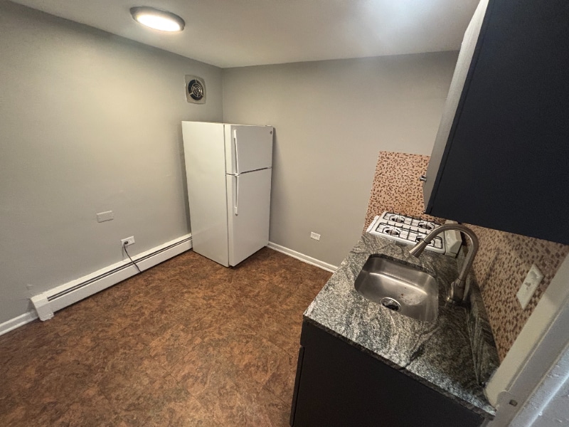 Photo - 2104-2108 S 17th Ave (Broadview, IL)