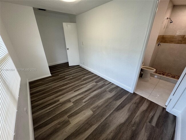 Building Photo - 1025 NW 7th Ave